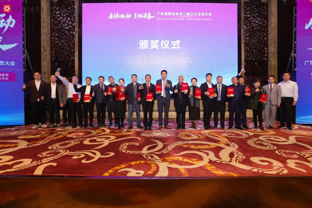 d731fe2479e4faf1e6ed494cddd5c68.jpg