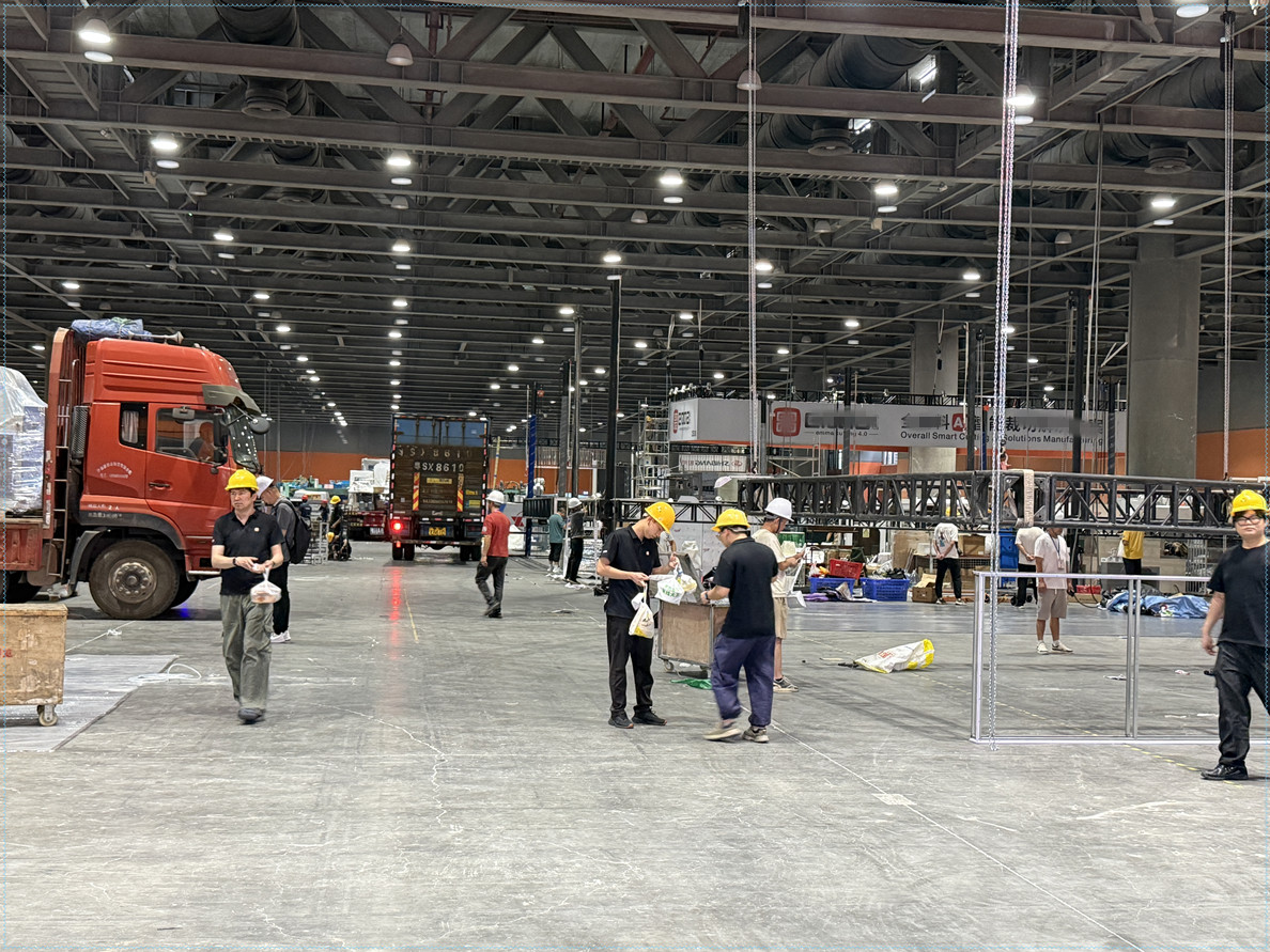 Countdown: 36 hours | Booth setup mode activated | Global footwear intelligent manufacturing enters GISMA Guangzhou time Countdown: 36 hours | Booth setup mode activated | Global footwear intelligent manufacturing enters GISMA Guangzhou time